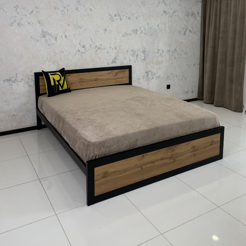 Кровать металлическая для спальни в стиле LOFT 120х200, стильная ортопедическая полуторная железная кровать